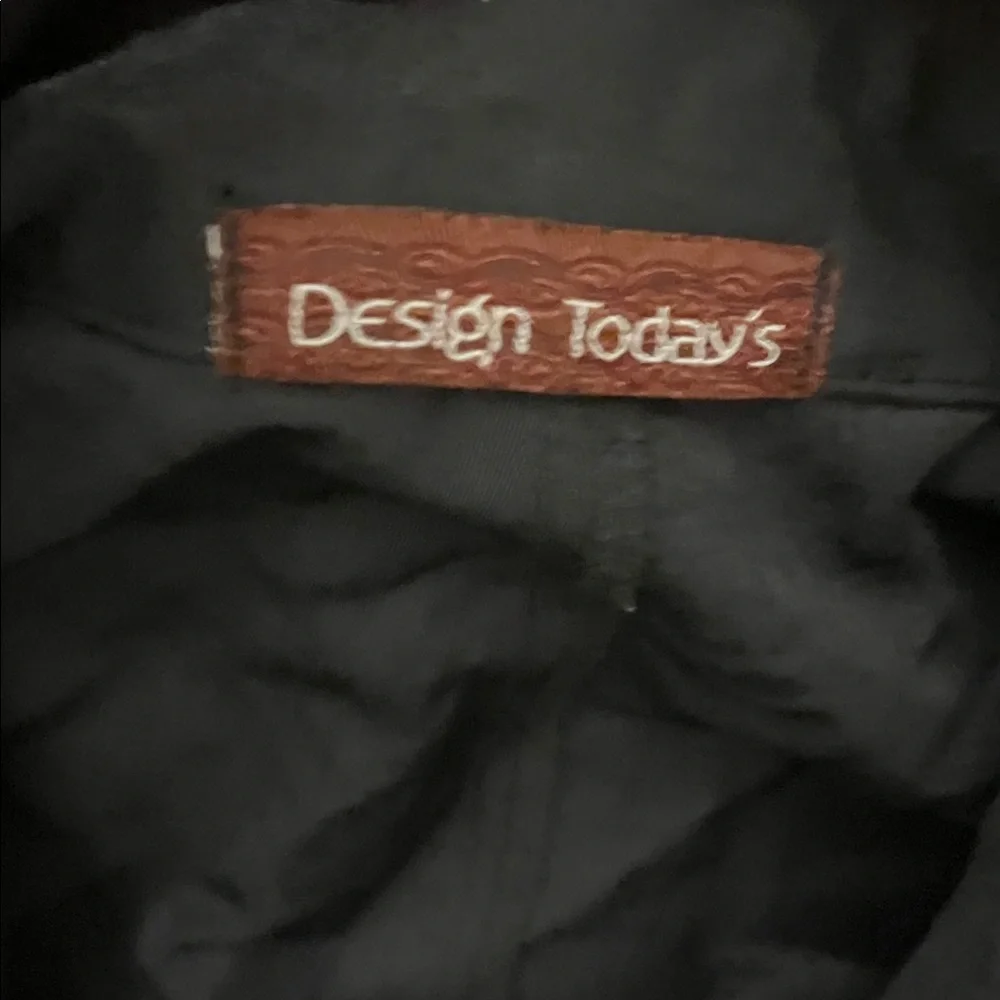 Vintage Women's Black Coat - Picture 3 of 6
